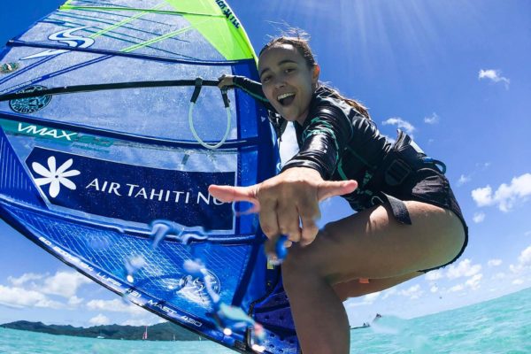 windsurf-planche-a-voile-raiatea-activites